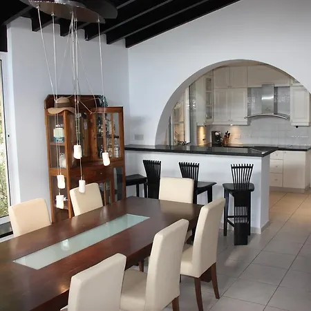 Holiday home Laonari