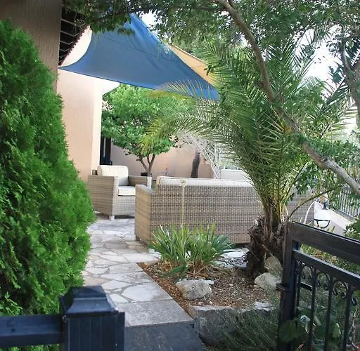 Semesterbostad Laonari